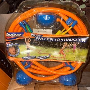 Banzai Wigglin Water Sprinkler Toy Kids Outdoor Fun Summer Backyard Games